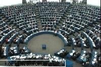 uniunii  europene cine poate  sa  faca  politica ?