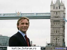 19 martie 2006 - James Bond si Turnul! - Stiri  din  show - bussines